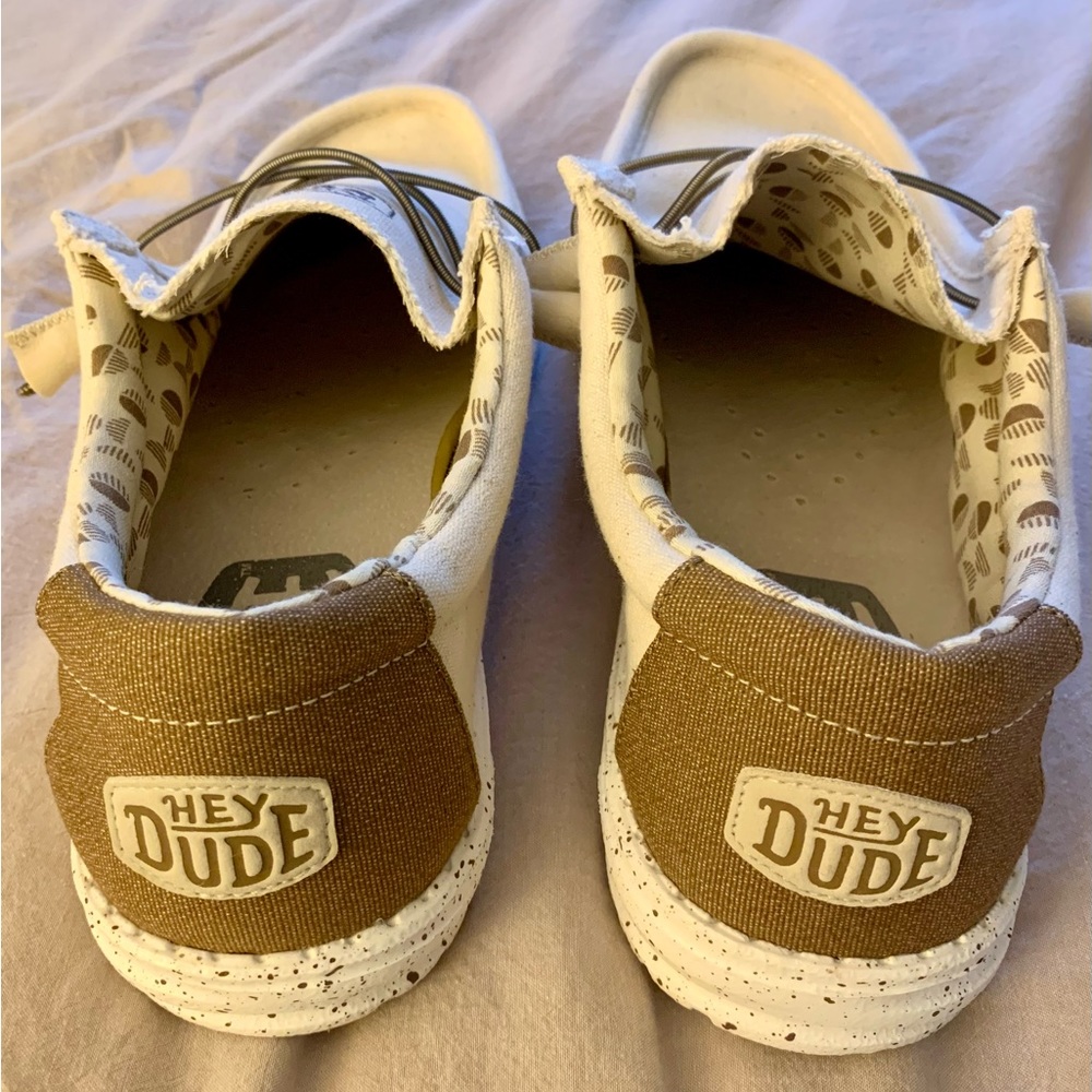 Men’s size 12 Hey Dudes brand new